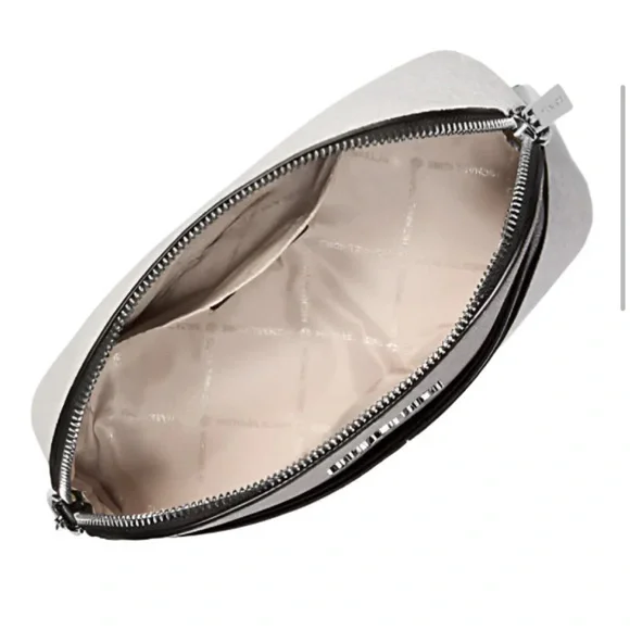 Michael Kors Jet Set Optic White and Gray Crossbody Bag - Picture 2 of 3